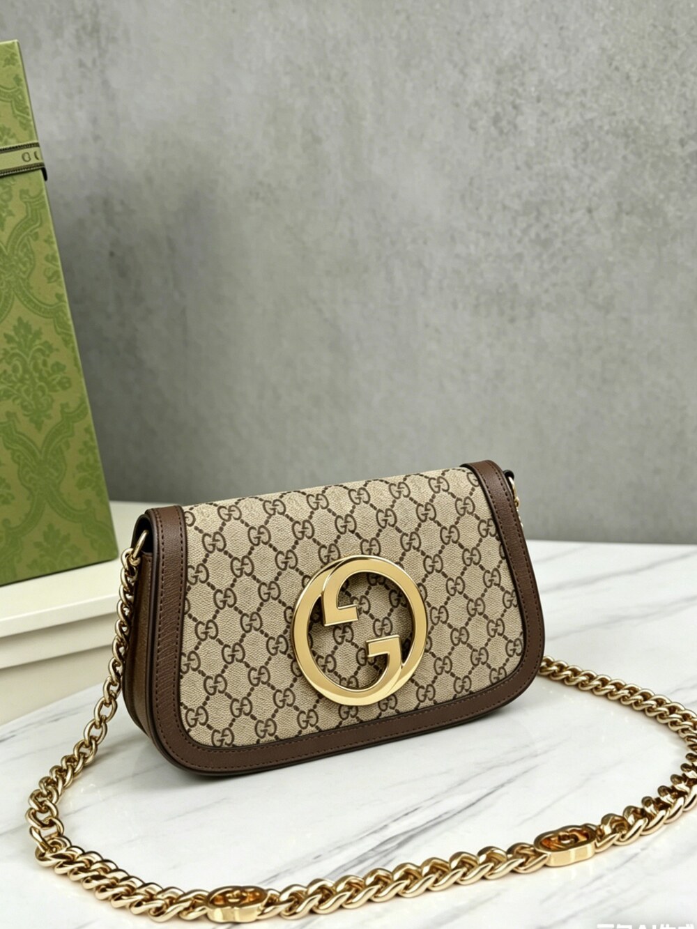 Gucci Blondie Medium Shoulder Bag